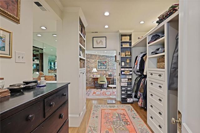 10 Palisades Road, Atlanta, GA 30309