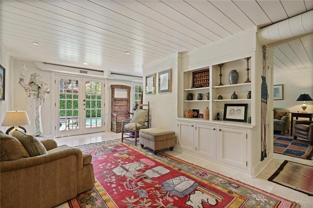 10 Palisades Road, Atlanta, GA 30309