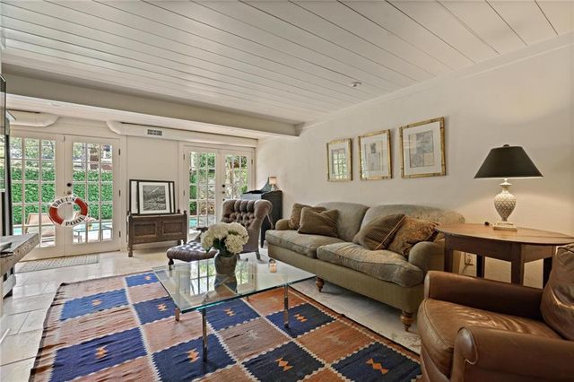 10 Palisades Road, Atlanta, GA 30309