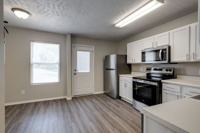 1014 Halifax Ln, Antioch, TN 37013