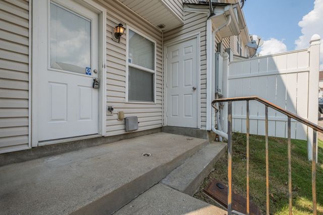 1014 Halifax Ln, Antioch, TN 37013