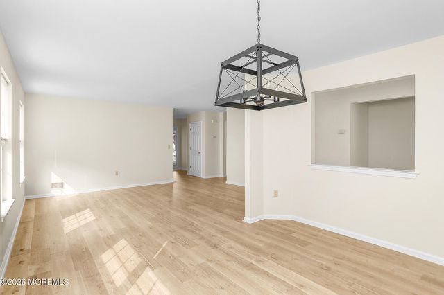 585 Waterford Drive, Manchester, NJ 08759