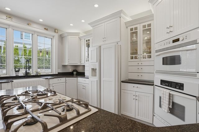 1 Twin Springs Drive, Saugus, MA 01906