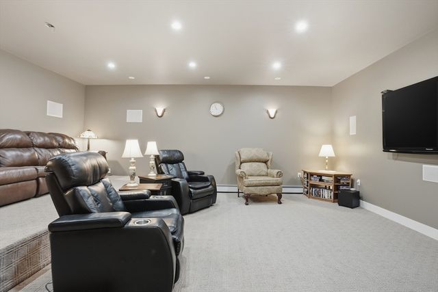 1 Twin Springs Drive, Saugus, MA 01906