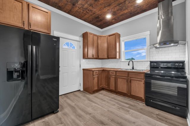620 Washington Street, Mcgregor, TX 76657
