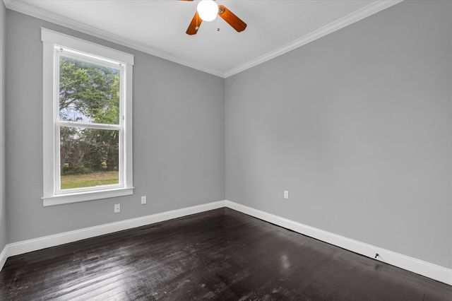 620 Washington Street, Mcgregor, TX 76657