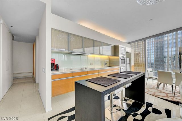 3722 Las Vegas Boulevard 2412, Las Vegas, NV 89158