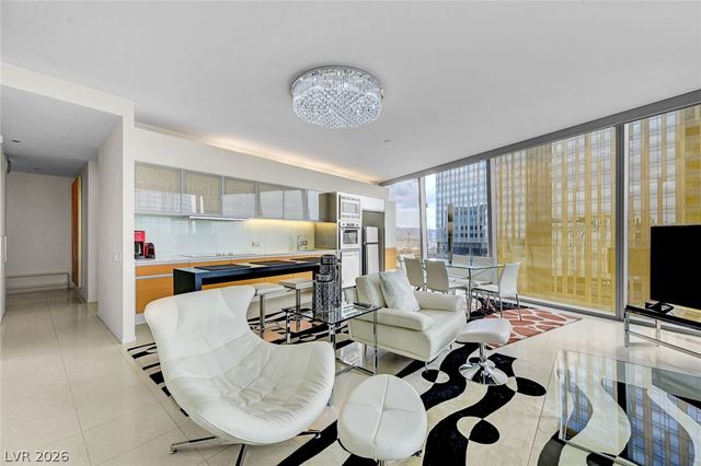 3722 Las Vegas Boulevard 2412, Las Vegas, NV 89158