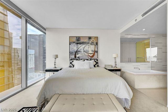 3722 Las Vegas Boulevard 2412, Las Vegas, NV 89158