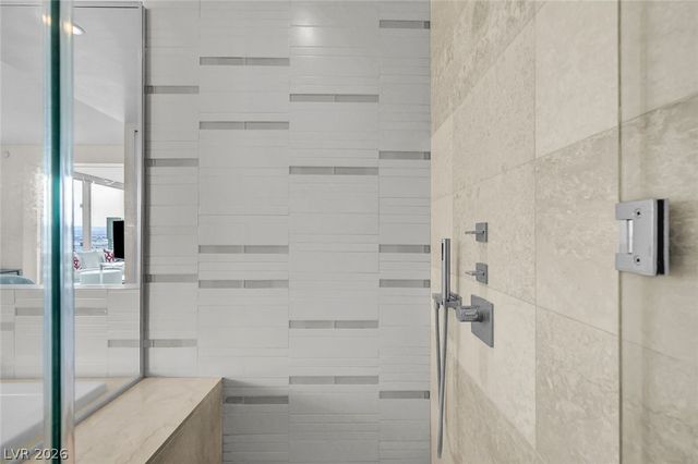 3722 Las Vegas Boulevard 2412, Las Vegas, NV 89158