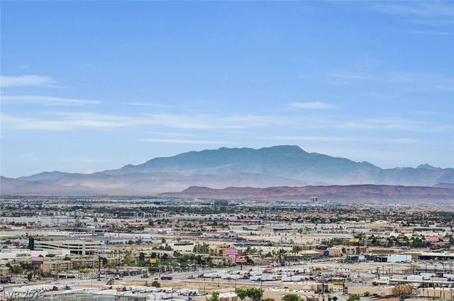 3722 Las Vegas Boulevard 2412, Las Vegas, NV 89158