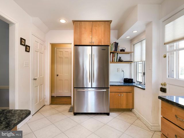 939 REMINGTON RD, Wynnewood, PA 19096