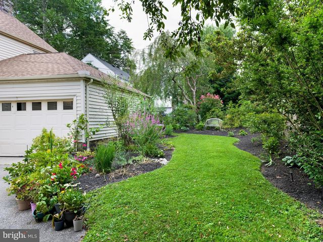 939 REMINGTON RD, Wynnewood, PA 19096