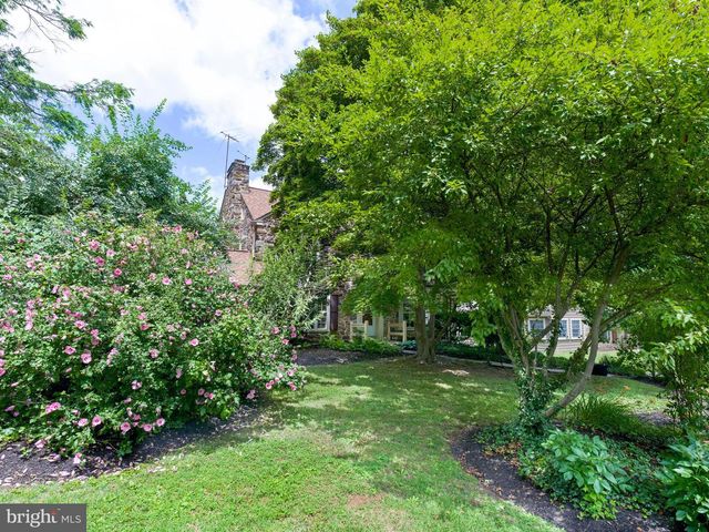 939 REMINGTON RD, Wynnewood, PA 19096