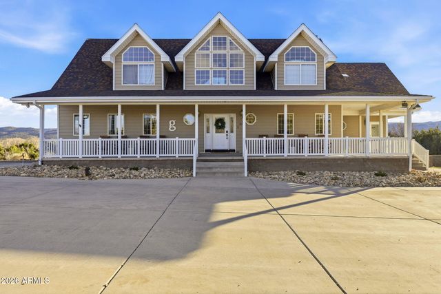 327 W 4TH Street, Eagar, AZ 85925