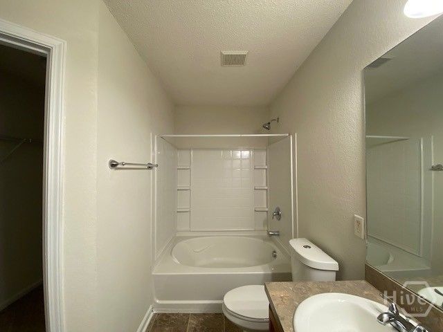 213 Cherry Laural Lane, Savannah, GA 31419