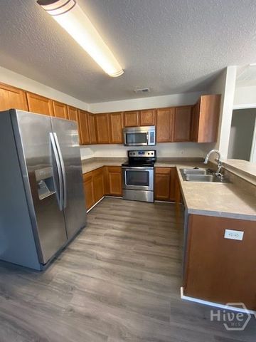 213 Cherry Laural Lane, Savannah, GA 31419