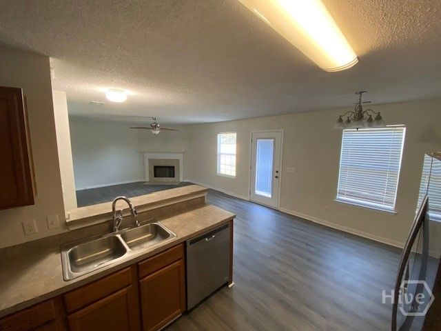 213 Cherry Laural Lane, Savannah, GA 31419