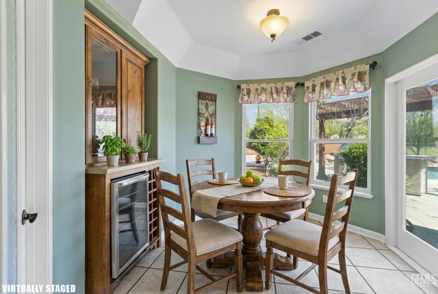 32250 Appaloosa Drive, Lindsay, CA 93265