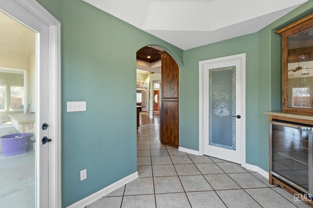 32250 Appaloosa Drive, Lindsay, CA 93265