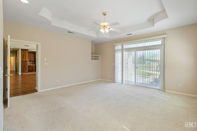 32250 Appaloosa Drive, Lindsay, CA 93265