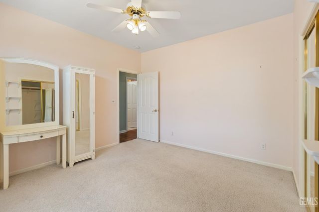 32250 Appaloosa Drive, Lindsay, CA 93265