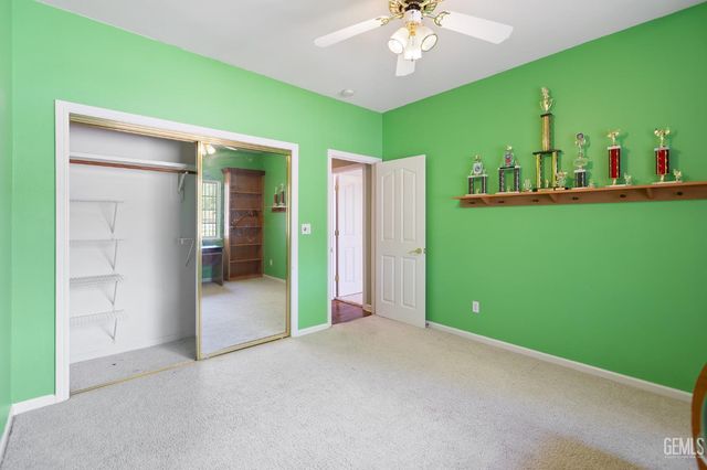 32250 Appaloosa Drive, Lindsay, CA 93265