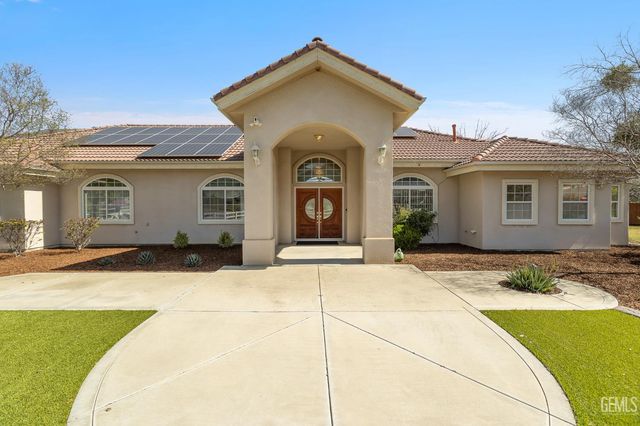 32250 Appaloosa Drive, Lindsay, CA 93265