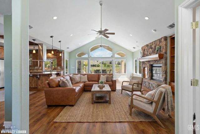 32250 Appaloosa Drive, Lindsay, CA 93265