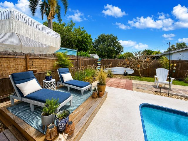 713 Suwanee Avenue, Jupiter, FL 33458