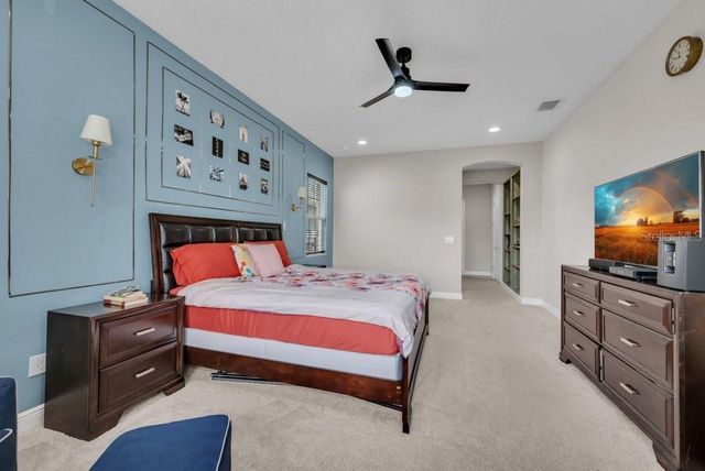 6002 WATERCOLOR DRIVE, Lithia, FL 33547