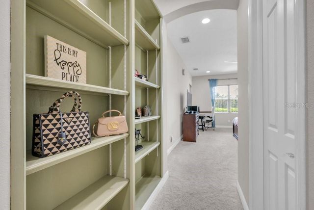 6002 WATERCOLOR DRIVE, Lithia, FL 33547