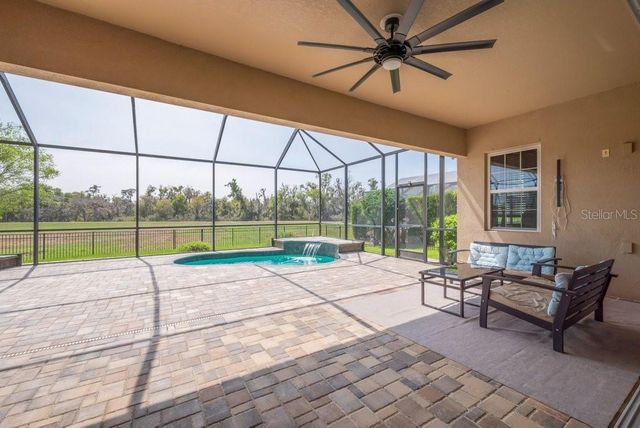 6002 WATERCOLOR DRIVE, Lithia, FL 33547