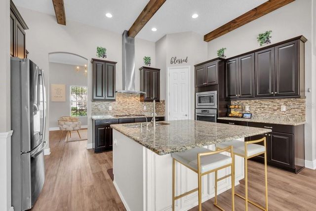 6002 WATERCOLOR DRIVE, Lithia, FL 33547