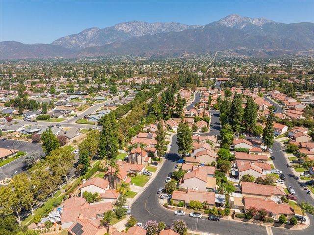 6864 Woodcrest, Rancho Cucamonga, CA 91701