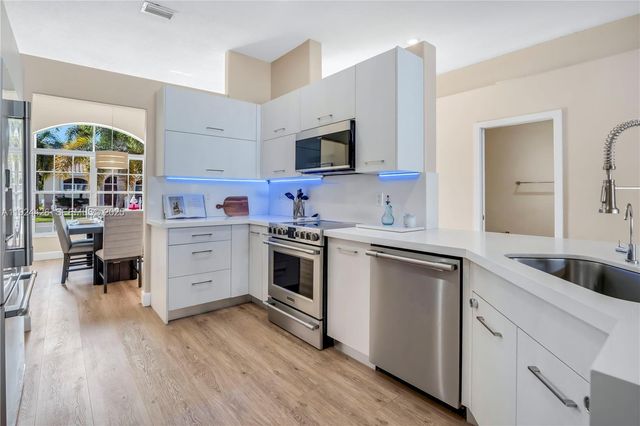 18361 NW 10th St, Pembroke Pines, FL 33029