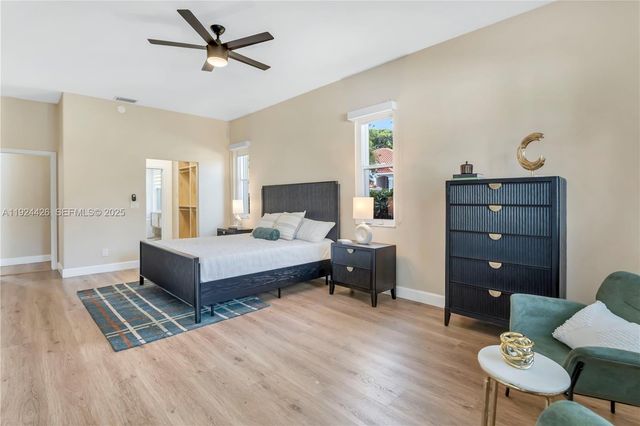 18361 NW 10th St, Pembroke Pines, FL 33029