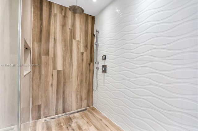 18361 NW 10th St, Pembroke Pines, FL 33029