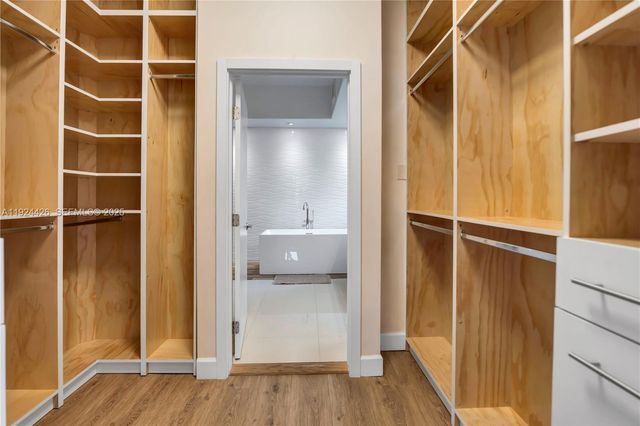 18361 NW 10th St, Pembroke Pines, FL 33029