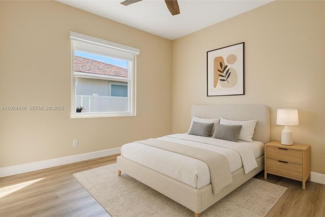 18361 NW 10th St, Pembroke Pines, FL 33029