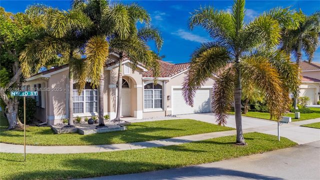 18361 NW 10th St, Pembroke Pines, FL 33029