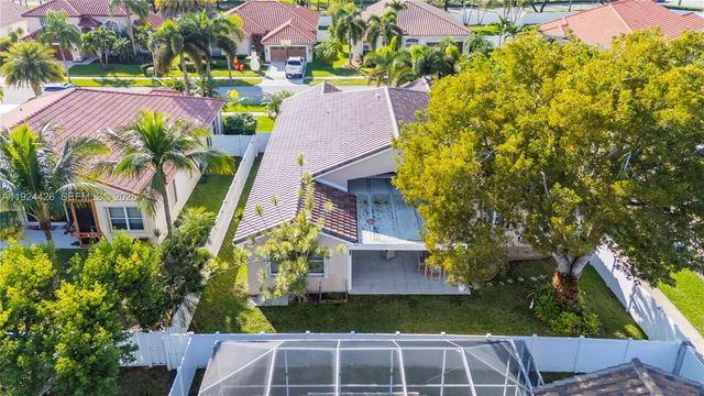 18361 NW 10th St, Pembroke Pines, FL 33029