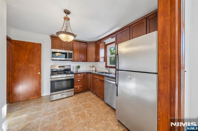 696 1st Street, Secaucus, NJ 07094