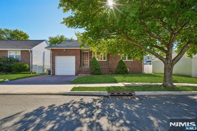 696 1st Street, Secaucus, NJ 07094