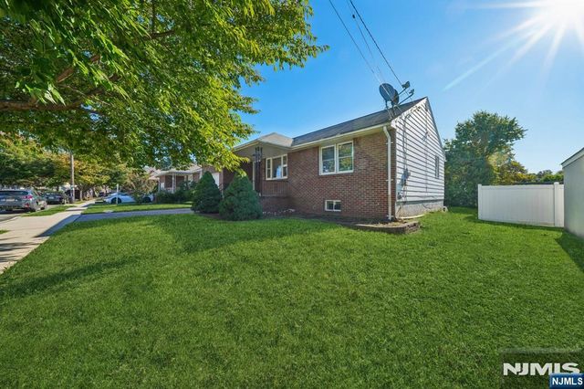696 1st Street, Secaucus, NJ 07094