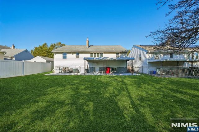 696 1st Street, Secaucus, NJ 07094