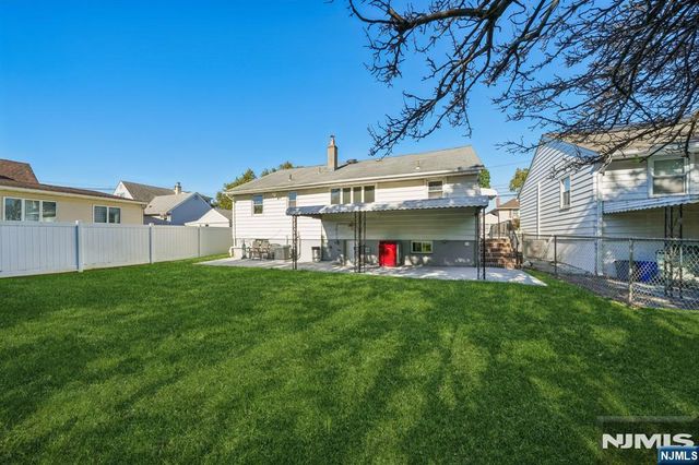 696 1st Street, Secaucus, NJ 07094