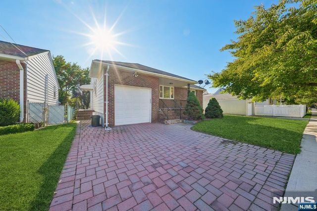 696 1st Street, Secaucus, NJ 07094