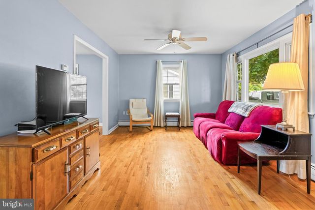 313 OAK ST, Centreville, MD 21617