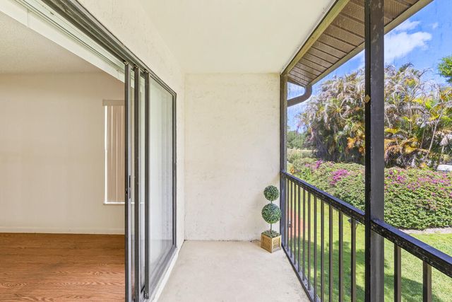 2703 SW Matheson Avenue 116-g2, Palm City, FL 34990